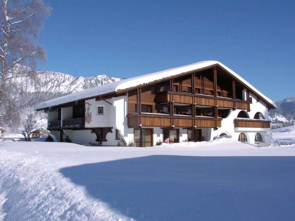 Landhaus Schnoeller Tannheim Buitenkant foto