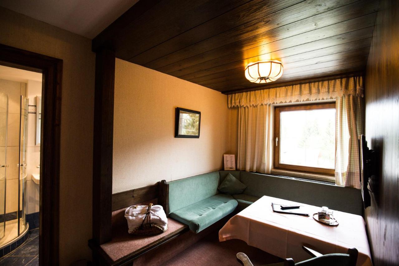 Landhaus Schnoeller Tannheim Buitenkant foto